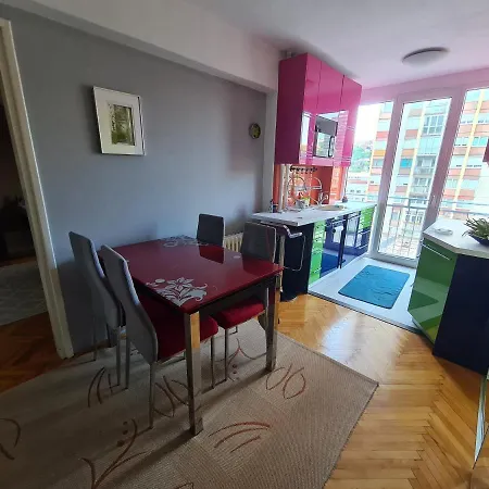 Colours Apartment *